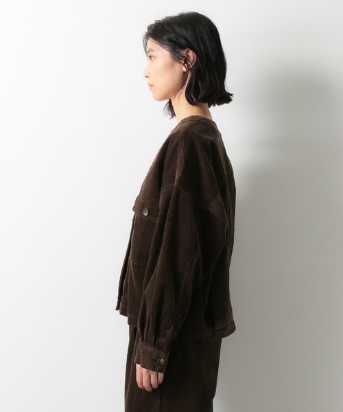 LAKOLE（ラコレ）の「コーデュロイショートカバーオール / LAKOLE（ノーカラージャケット・レディース・アイボリー/ダークブラウン/ライトグリーン・SMALL/MEDIUM）」の13枚目の写真