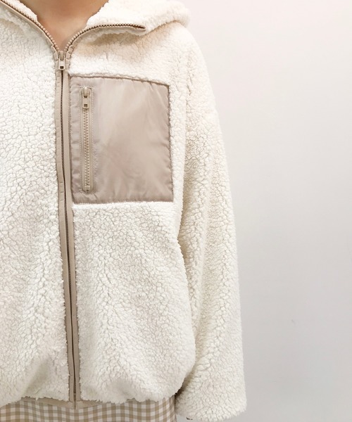 one after another NICE CLAUP（ワンアフターアナザーナイスクラップ）の「ボアブルゾン（ブルゾン・レディース・ミント/ベージュ/サックスブルー・FREE）」の6枚目の写真