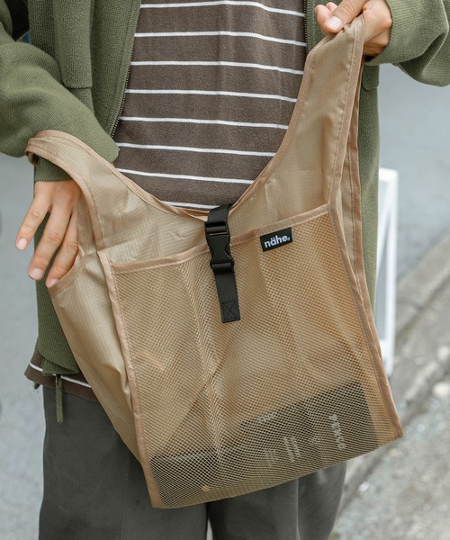 Nahe（ネーエ）の「nahe SHOPPER ネーエ ショッパー エコバッグ マルシェバッグ メッシュ ミニトート 折りたたみ S（エコバッグ/サブバッグ・メンズ・ホワイト/ブラック/レッド/イエロー/ブルー/グリーン/ベージュ/ライトブルー・FREE）」の22枚目の写真