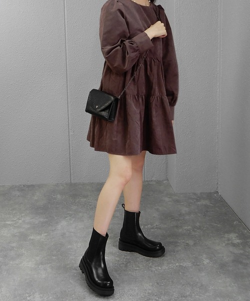 minia（ミニア）の「ラギットソールチェルシーブーツ/トラックソールサイドゴアミドルブーツ　◆（ブーツ・レディース・ブラック/アイボリー/ブラウン・23.5cm/24.5cm/23.0cm/24.0cm/25.0cm/L/LL/M/S）」の9枚目の写真