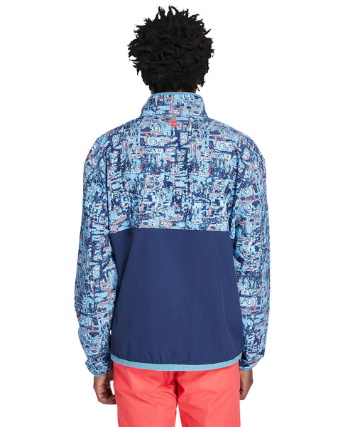 Timberland（ティンバーランド）の「メンズ プリンテッド パッカブル アノラック ジャケット（テーラードジャケット・メンズ・ダークブルー・SMALL/MEDIUM/LARGE/X-LARGE）」の2枚目の写真