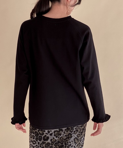 ottilie（オティーリエ）の「袖口フリルカットソープルオーバー（Tシャツ/カットソー・レディース・オフホワイト/ベージュ/ブラック・FREE）」の13枚目の写真