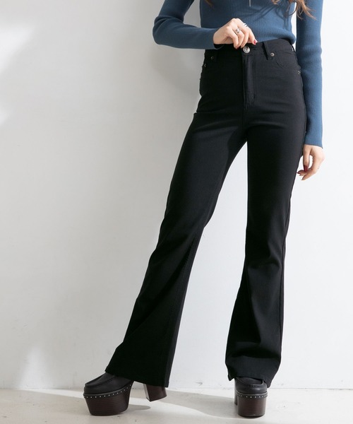 Newlyme(ニューリーミー)の「【選べる股下丈】超絶激ストレッチフレアーパンツ(その他パンツ・レディース・ブラック・MEDIUM/SHORT/TALL)」の1枚目の写真