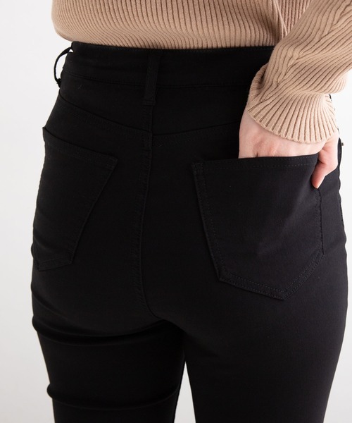 Newlyme(ニューリーミー)の「【選べる股下丈】超絶激ストレッチフレアーパンツ(その他パンツ・レディース・ブラック・MEDIUM/SHORT/TALL)」の11枚目の写真