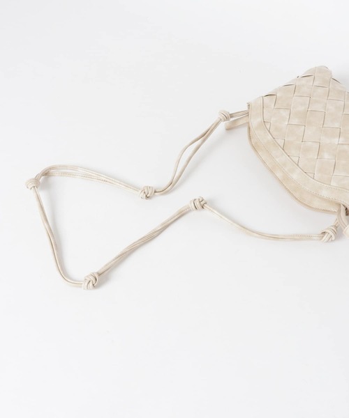 SENSE OF PLACE by URBAN RESEARCH（センスオブプレイスバイアーバンリサーチ）の「クロスメッシュショルダーバッグ（ショルダーバッグ・レディース・ブラック/シルバー/アイボリー・ONE）」の10枚目の写真