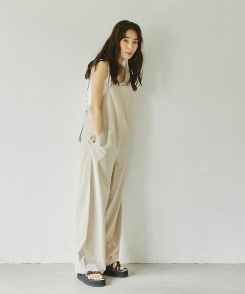 Liyoca(リヨカ)の「【Liyoca】ミリタリークロスサロペット(サロペット/オーバーオール・レディース・ブラック/カーキ/ライトベージュ・FREE)」の10枚目の写真