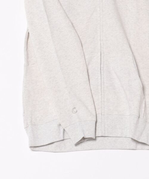 esutoreja（エストレジャ）の「ZOZO限定オリジナルジップパーカー（その他アウター・レディース・オートミール・FREE）」の16枚目の写真