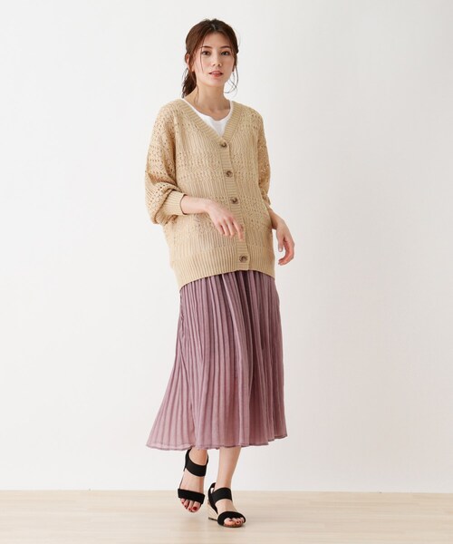 SHOO・LA・RUE(シューラルー)の「◆透かし柄Vネックニットカーディガン(カーディガン/ボレロ・レディース・パープル/イエロー/ライトベージュ/ホワイト系・00)」の5枚目の写真