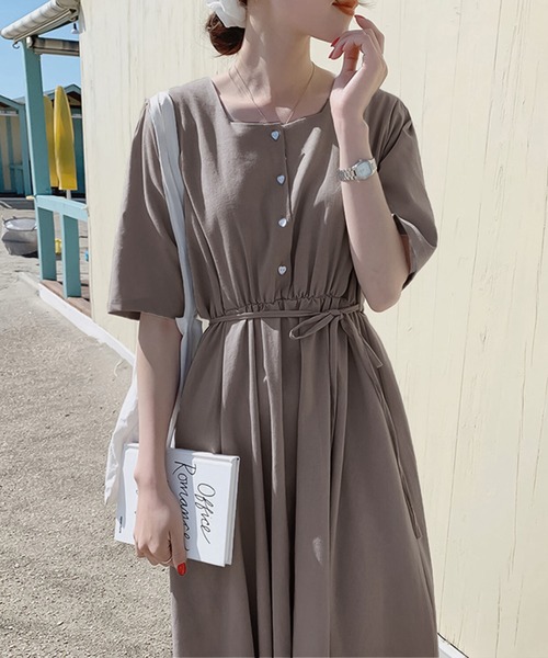 Girly Doll（ガーリードール）の「スクエアネックウエストマークワンピース（ワンピース・レディース・ベージュ/ネイビー/ブルー/グリーン/ブラック/グレイッシュベージュ・FREE）」の4枚目の写真