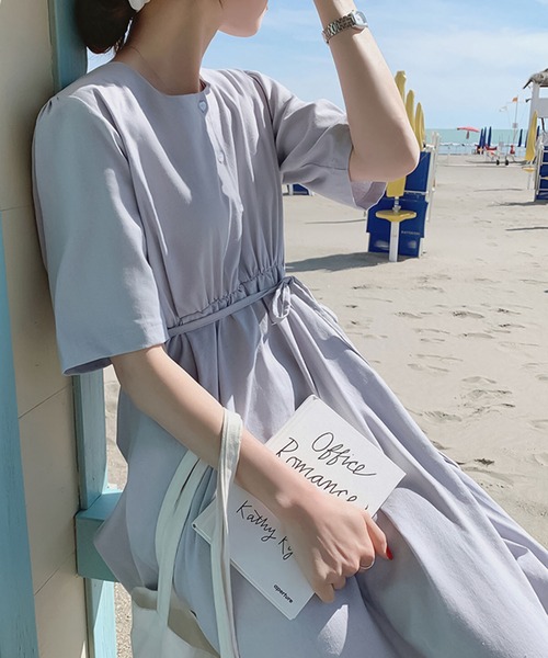 Girly Doll（ガーリードール）の「スクエアネックウエストマークワンピース（ワンピース・レディース・ベージュ/ネイビー/ブルー/グリーン/ブラック/グレイッシュベージュ・FREE）」の6枚目の写真