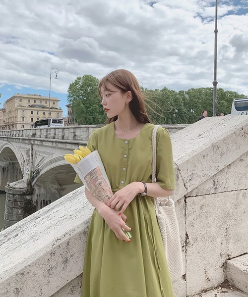 Girly Doll（ガーリードール）の「スクエアネックウエストマークワンピース（ワンピース・レディース・ベージュ/ネイビー/ブルー/グリーン/ブラック/グレイッシュベージュ・FREE）」の12枚目の写真