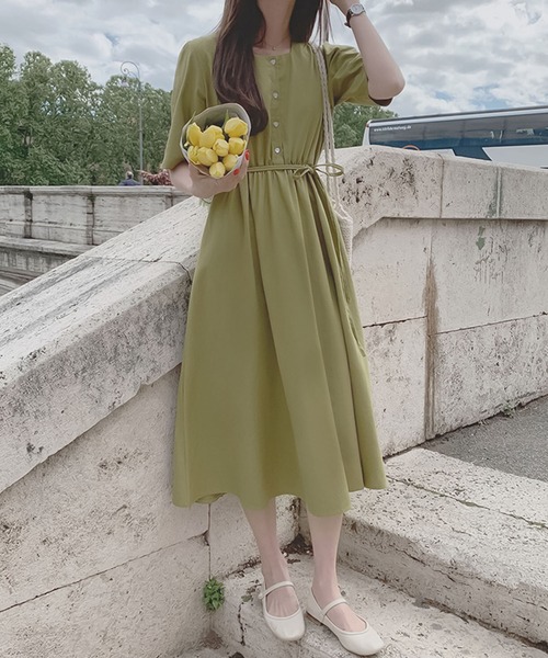 Girly Doll（ガーリードール）の「スクエアネックウエストマークワンピース（ワンピース・レディース・ベージュ/ネイビー/ブルー/グリーン/ブラック/グレイッシュベージュ・FREE）」の21枚目の写真