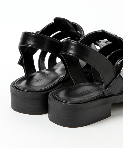 LOWRYS FARM(ローリーズファーム)の「グルカサンダル 948013(サンダル・レディース・オフホワイト/ブラック・MEDIUM/LARGE)」の8枚目の写真