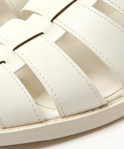 LOWRYS FARM(ローリーズファーム)の「グルカサンダル 948013(サンダル・レディース・オフホワイト/ブラック・MEDIUM/LARGE)」の4枚目の写真