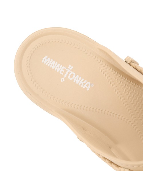 Minnetonka（ミネトンカ）の「【一部店舗限定】【Minnetonka】ミネトンカ SILVER THORNE PRISM（サンダル・レディース・ベージュ/ホワイト/ブラック・25.0cm/24.0cm）」の10枚目の写真