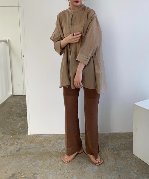 Amiur（エミレ）の「luster no collar shirt（シャツ/ブラウス・レディース・ベージュ/ブラウン/ブルー系・FREE）」の12枚目の写真