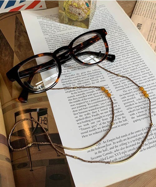 DULTON（ダルトン）の「GLASSES CHAIN/グラス チェーン（メガネ・メンズ・ブラック/ブラウン/グリーン/アイボリー/マスタード・FREE）」の4枚目の写真