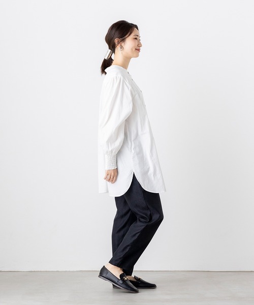 hunch(ハンチ)の「綿100% オーガニックコットンツイル 前後2WAY シャツチュニック(シャツ/ブラウス・レディース・ブラック/ベージュ/オフホワイト・FREE)」の14枚目の写真