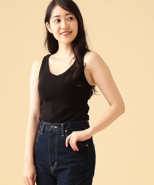 BEAMS HEART(ビームスハート)の「BEAMS HEART / カップ付き リブタンクトップ(タンクトップ・レディース・チャコールグレー/ブラック/オフホワイト・FREE)」の2枚目の写真