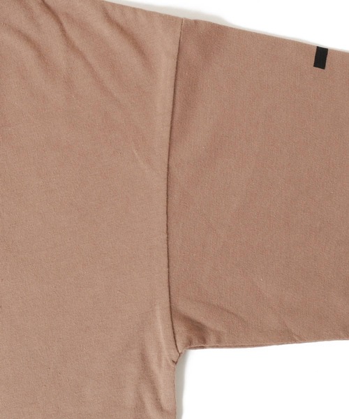 GLAZOS（グラソス）の「天竺・ドロップショルダー袖ロゴフォトプリント長袖Tシャツ（Tシャツ/カットソー・キッズ・ライム/チャコールグレー/ブラウン・140cm/160cm/130cm/150cm/170cm）」の10枚目の写真