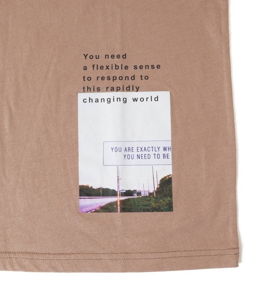 GLAZOS（グラソス）の「天竺・ドロップショルダー袖ロゴフォトプリント長袖Tシャツ（Tシャツ/カットソー・キッズ・ライム/チャコールグレー/ブラウン・140cm/160cm/130cm/150cm/170cm）」の14枚目の写真