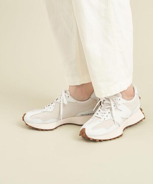 NEW BALANCE（ニューバランス）の「＜New Balance(ニューバランス)＞WS327L/スニーカー ∴¨（スニーカー・レディース・ホワイト/ブラック・22.5cm/23cm/23.5cm/24cm/24.5cm/25cm）」の3枚目の写真