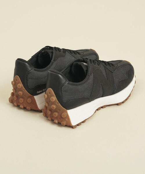 NEW BALANCE（ニューバランス）の「＜New Balance(ニューバランス)＞WS327L/スニーカー ∴¨（スニーカー・レディース・ホワイト/ブラック・22.5cm/23cm/23.5cm/24cm/24.5cm/25cm）」の4枚目の写真