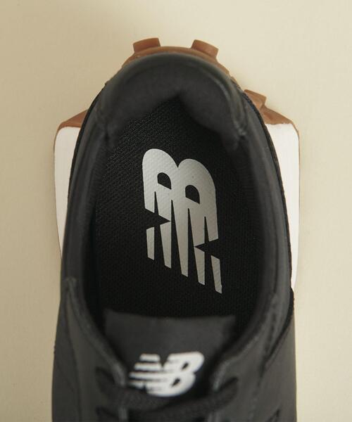 NEW BALANCE（ニューバランス）の「＜New Balance(ニューバランス)＞WS327L/スニーカー ∴¨（スニーカー・レディース・ホワイト/ブラック・22.5cm/23cm/23.5cm/24cm/24.5cm/25cm）」の16枚目の写真