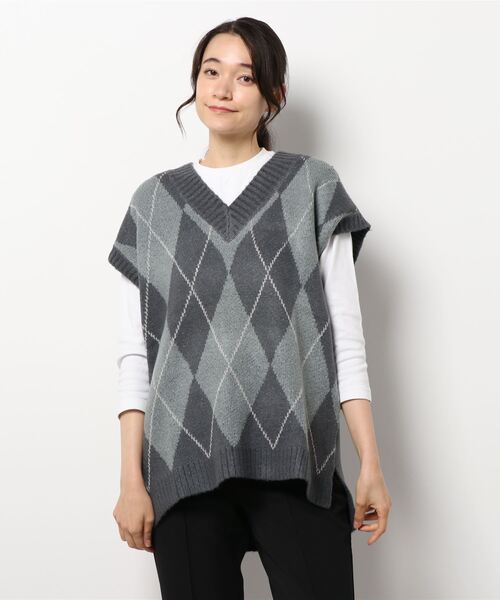 BELLUNA PLUS(ベルーナ)の「アーガイル柄ジャカードニットベスト(ベスト・レディース・グレー/アイボリー/モカ・MEDIUM/LARGE/X-LARGE)」の9枚目の写真
