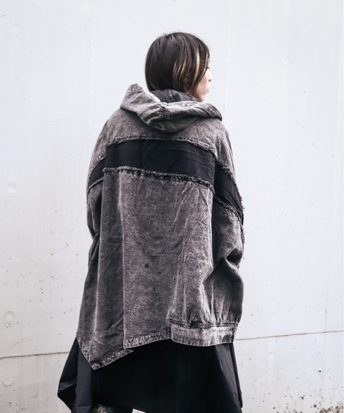 rovtski（ロフトスキー）の「ビッグシルエット デニムアシメフードブルゾン（ブルゾン・レディース・ブラック・FREE）」の20枚目の写真
