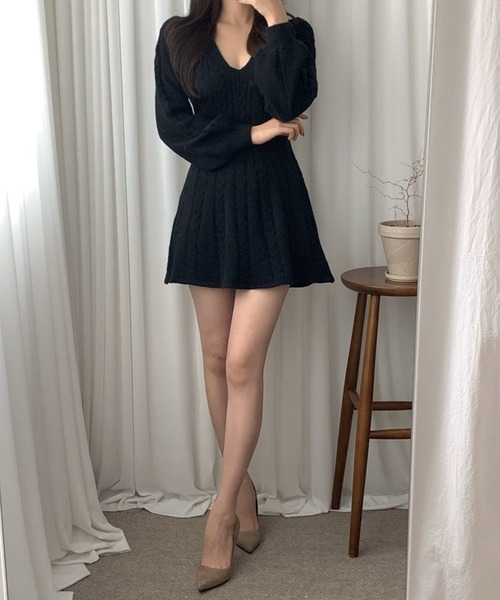 Jasmine Grandiflorum(ジャスミングランディフローラム)の「【Jasmine】VネックAラインニットミニワンピース(ワンピース・レディース・オフホワイト/ブラック/ベージュ/ピンク・FREE)」の15枚目の写真