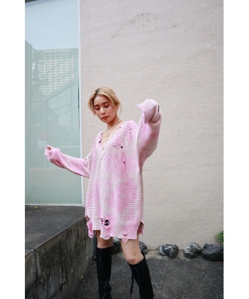 FIG&VIPER（フィグアンドバイパー）の「タイダイダメージBIGニット（ニット/セーター・レディース・ピンク/カーキ/アイボリー・FREE）」の20枚目の写真