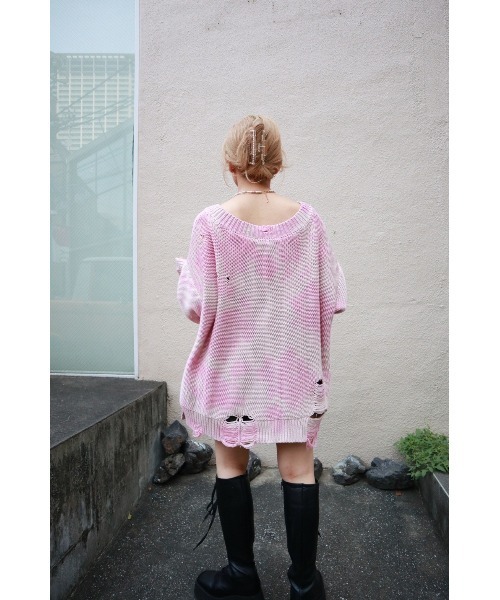 FIG&VIPER（フィグアンドバイパー）の「タイダイダメージBIGニット（ニット/セーター・レディース・ピンク/カーキ/アイボリー・FREE）」の13枚目の写真