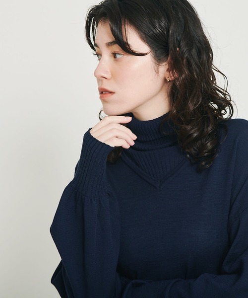 ikka(イッカ)の「√M ルートエム パフスリーブニット(ニット/セーター・レディース・エンジ/キャメル/ダークネイビー・M/L)」の20枚目の写真