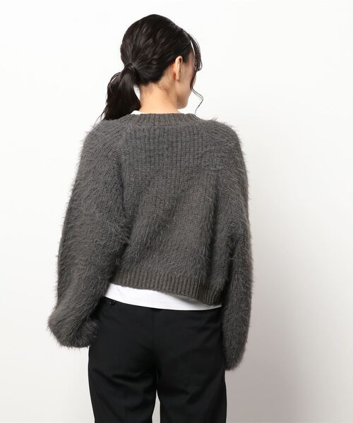 Q（キュー）の「ショートシャギーカーディガン（カーディガン/ボレロ・レディース・チャコールグレー・MEDIUM）」の3枚目の写真