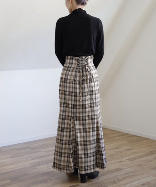 UNFIELD（アンフィールド）の「【UNFIELD チェックバックレースアップスカート】（スカート・レディース・ベージュ/ブラウン・FREE）」の14枚目の写真