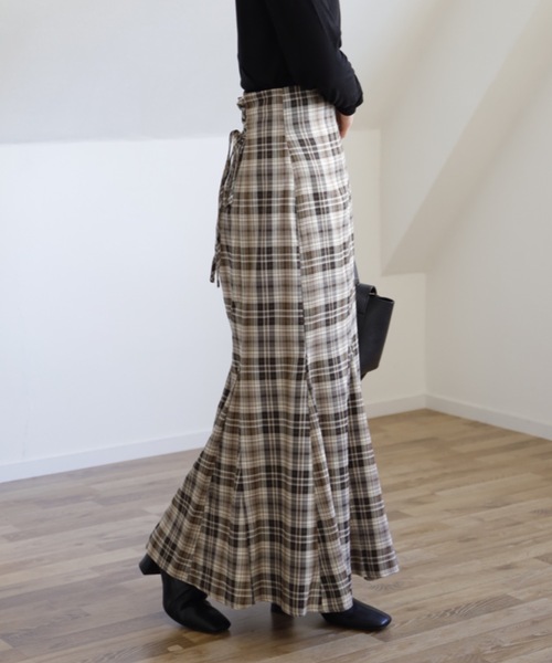 UNFIELD（アンフィールド）の「【UNFIELD チェックバックレースアップスカート】（スカート・レディース・ベージュ/ブラウン・FREE）」の17枚目の写真