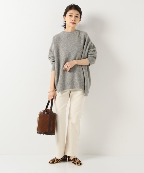 IENA（イエナ）の「モールスキン セミフレアパンツ（その他パンツ・レディース・ネイビー/サックスブルー/アイボリー・40/38/36/34）」の4枚目の写真