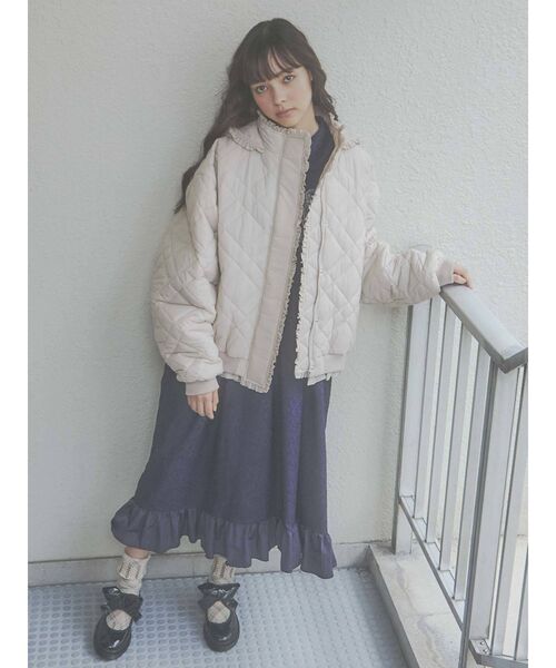 merry jenny（メリージェニー）の「ナイロンフリルキルティングジャケット（ナイロンジャケット・レディース・アイボリー/ライトブルー/ブラック・FREE）」の8枚目の写真