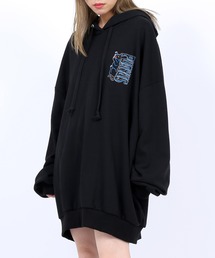 PUNYUS | ブラックパンサー刺繍パーカー(パーカー)