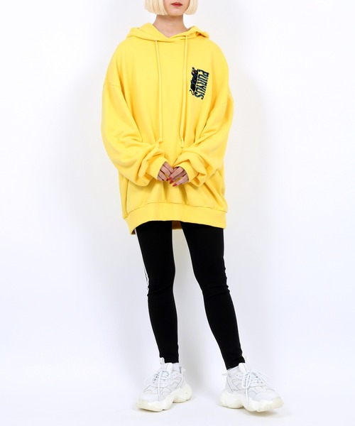 PUNYUS（プニュズ）の「ブラックパンサー刺繍パーカー（パーカー・レディース・ブラック/イエロー・3/4）」の10枚目の写真