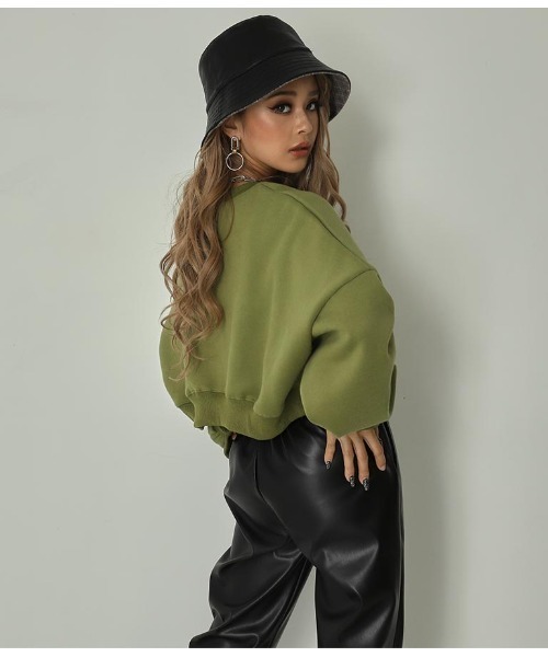 ANAP(アナップ)の「シンプルクロップド裏起毛トップス(スウェット・レディース・ライトグレー/ベージュ/オレンジ/ブルー/グリーン/スミクロ・FREE)」の19枚目の写真