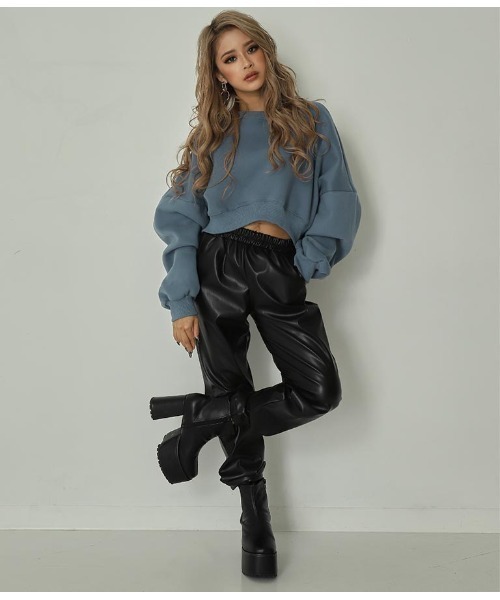 ANAP(アナップ)の「シンプルクロップド裏起毛トップス(スウェット・レディース・ライトグレー/ベージュ/オレンジ/ブルー/グリーン/スミクロ・FREE)」の22枚目の写真