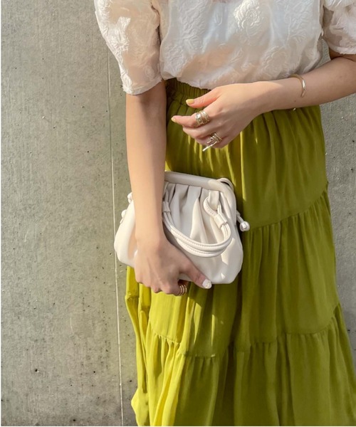 archives（アルシーヴ）の「くるみがま口ハンドルショルダー（ショルダーバッグ・レディース・グリーン/アイボリー/ブラック・FREE）」の2枚目の写真