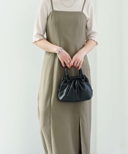 archives（アルシーヴ）の「くるみがま口ハンドルショルダー（ショルダーバッグ・レディース・グリーン/アイボリー/ブラック・FREE）」の3枚目の写真