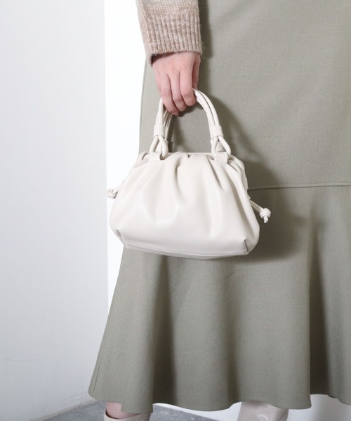 archives（アルシーヴ）の「くるみがま口ハンドルショルダー（ショルダーバッグ・レディース・グリーン/アイボリー/ブラック・FREE）」の18枚目の写真