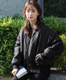 ルーズシルエット MA-1ブルゾン