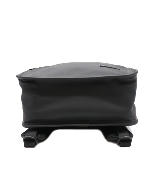 【グッシオウォーモ】撥水かぶせバックパックスクエア型かぶせベルトビジネスリュックオンオフ兼用本革付属