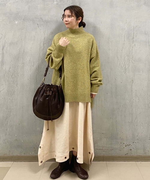 近年.定価4.4万.美品☆ビアズリー 麻100% テントワンピース ハトメ金具 BEARDSLEY（ビアズリー）の「スクエア風の裾と配したハトメ金具