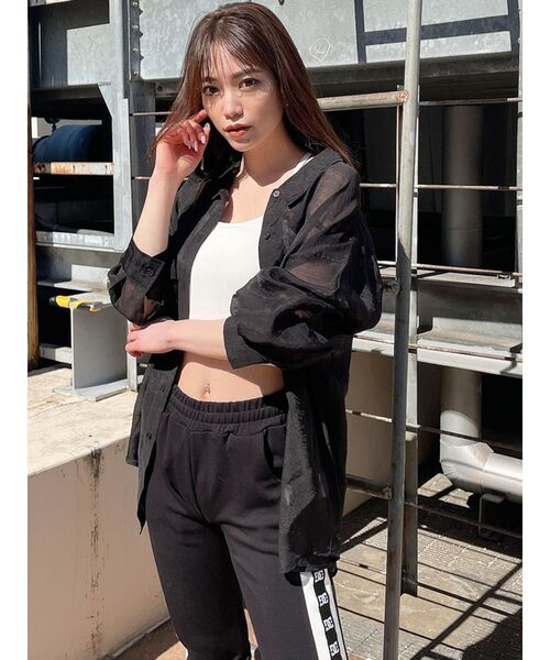 GYDA(ジェイダ)の「SHEAR シャツ(シャツ/ブラウス・レディース・ブラック/オフホワイト/シャーベット・FREE)」の1枚目の写真